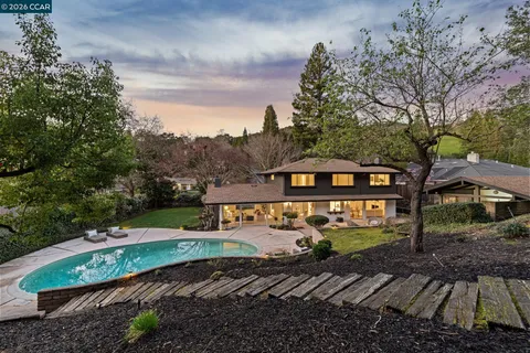 $2,395,000 | 475 Dalewood Drive, Orinda, CA 94563