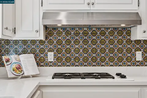 a close view of sink