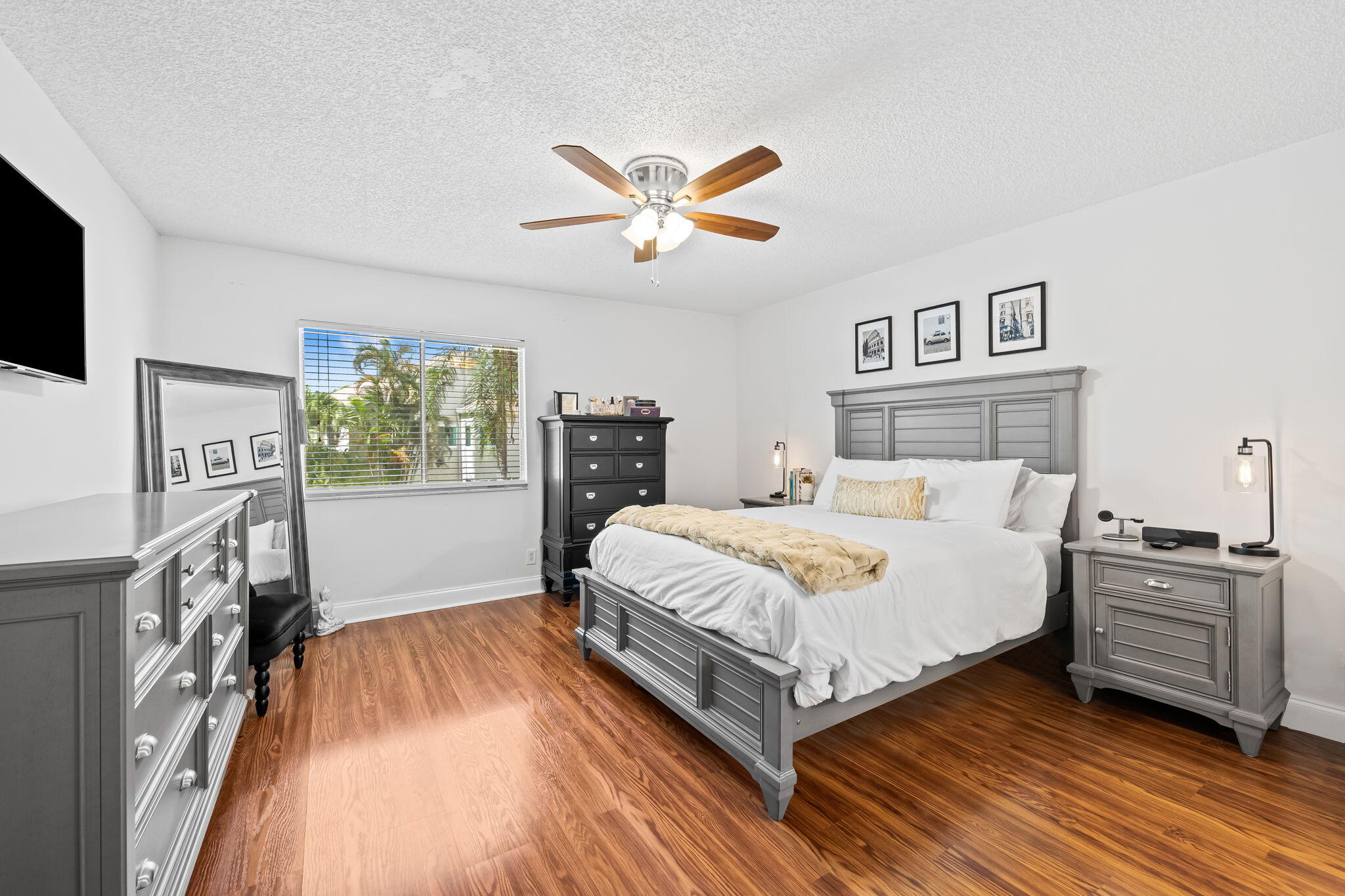 6706 Boca Pines Trail, Unit C Boca Raton, FL 33433 - Photo 12 of 19 Primary suite