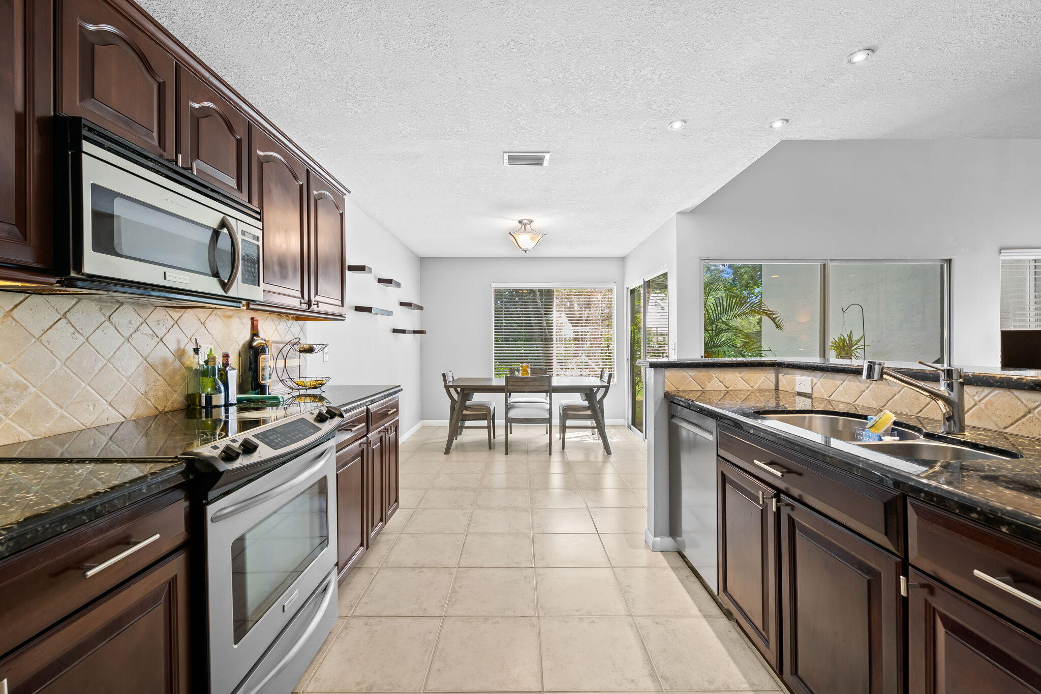 6706 Boca Pines Trail, Unit C Boca Raton, FL 33433 - Photo 7 of 19 Kitchen