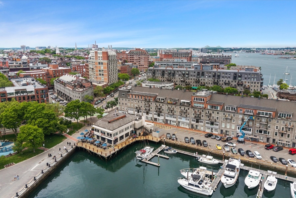 36 Commercial Wharf, Unit 2 Boston, MA 02110 - Photo 29 of 35