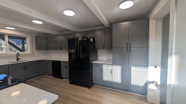 $569,000 | 206 Waterfront Road, Troy (mt), MT 59935