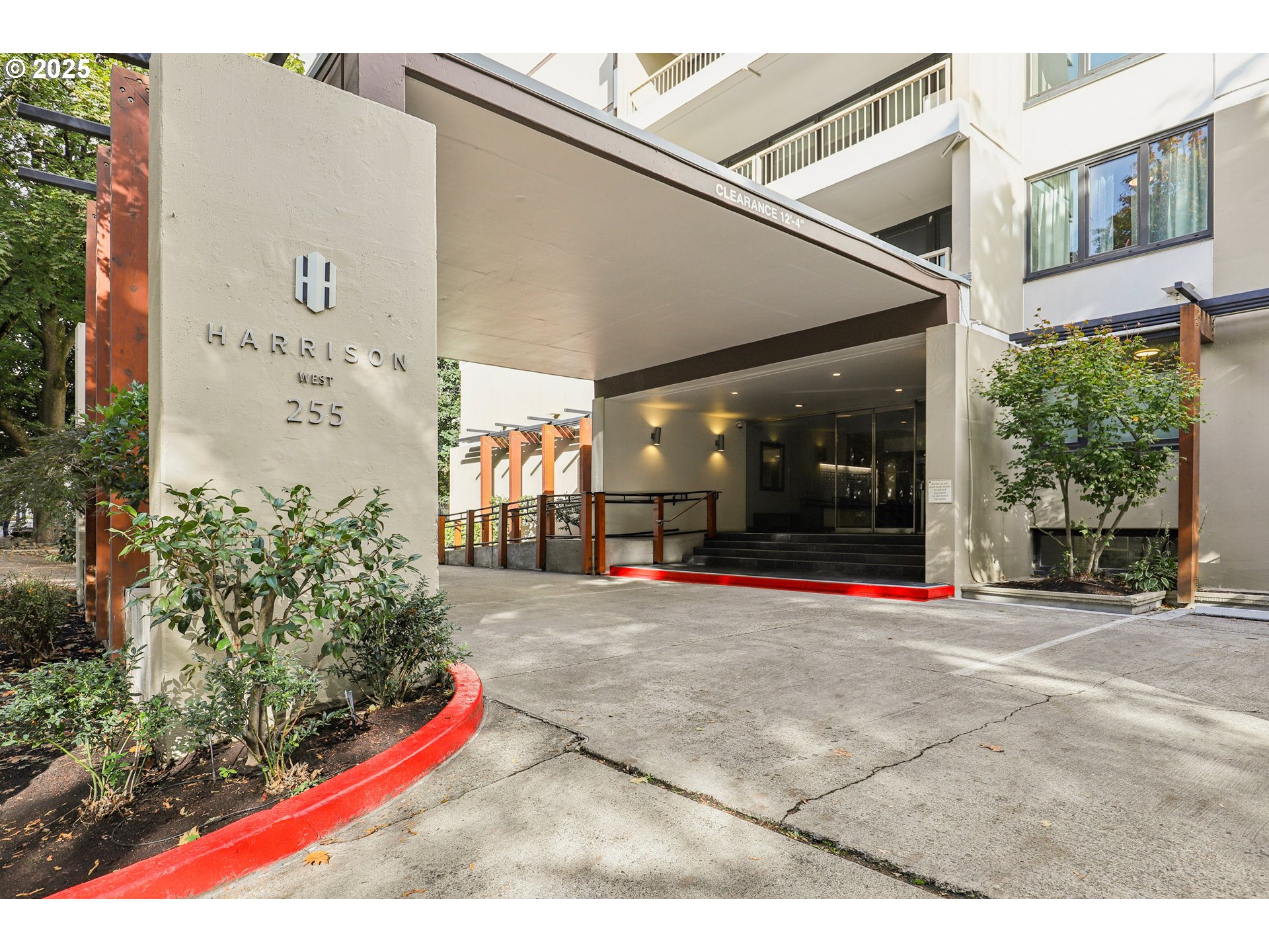 255 Southwest Harrison Street, Unit 6E Portland, OR 97201 - Photo 1 of 23 Gallery Image 1