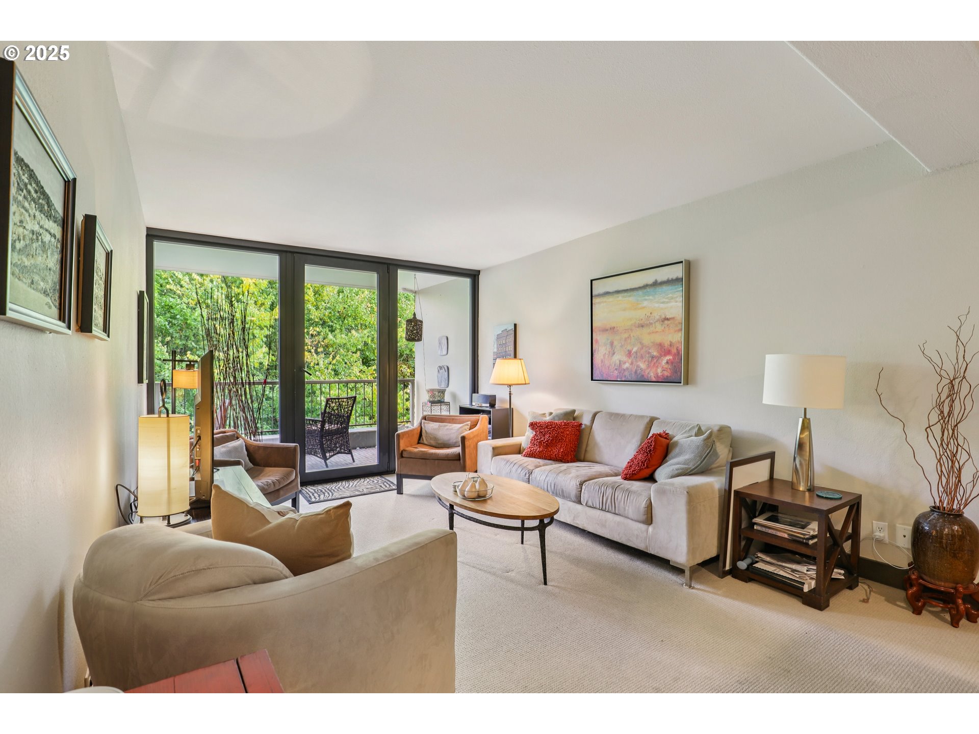 255 Southwest Harrison Street, Unit 6E Portland, OR 97201 - Photo 4 of 23 Gallery Image 4