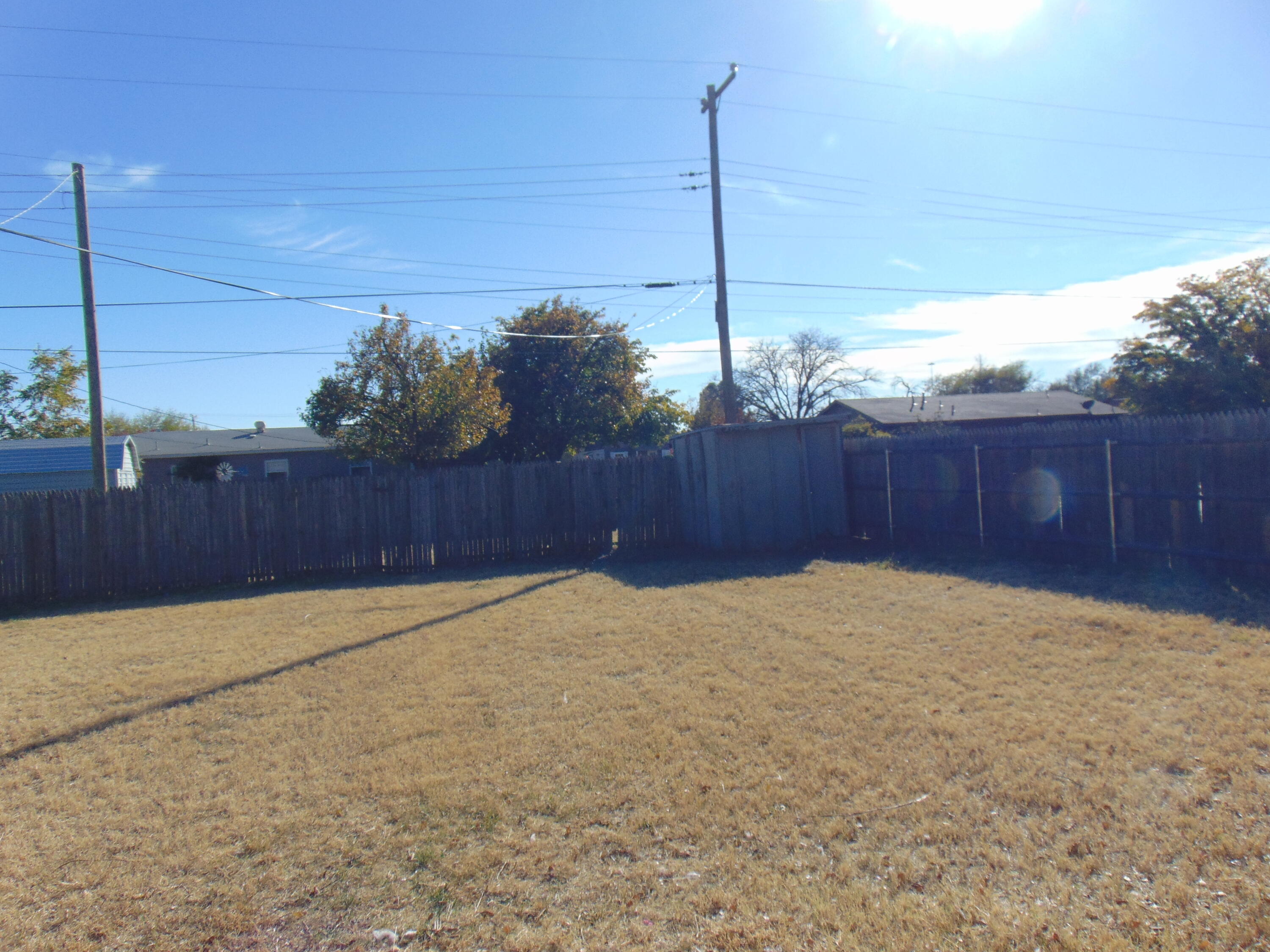 5615 44th Street Lubbock, TX 79414 - Photo 8 of 8 Backyard