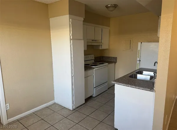 $1,000 | 2605 Cedar Avenue, Unit 4, Las Vegas, NV 89101