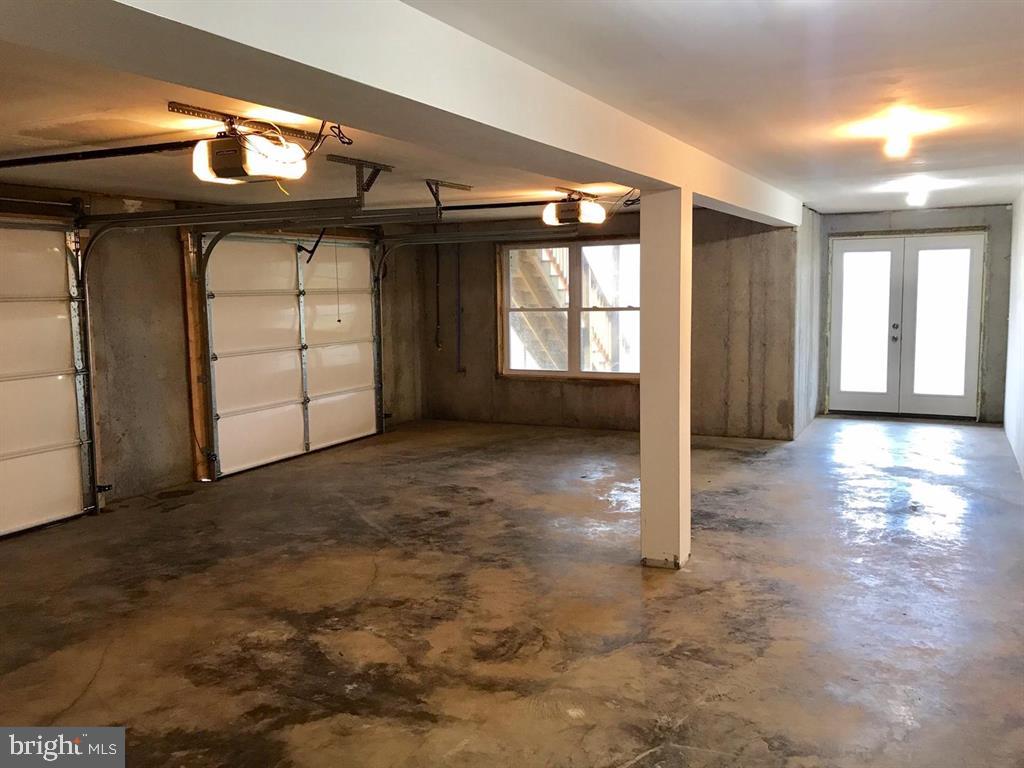 232 Western Front Royal, VA 22630 - Photo 11 of 13 Spacious garage