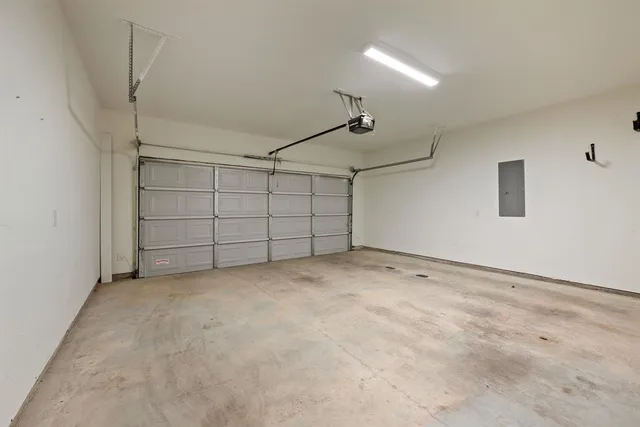 a view of a garage