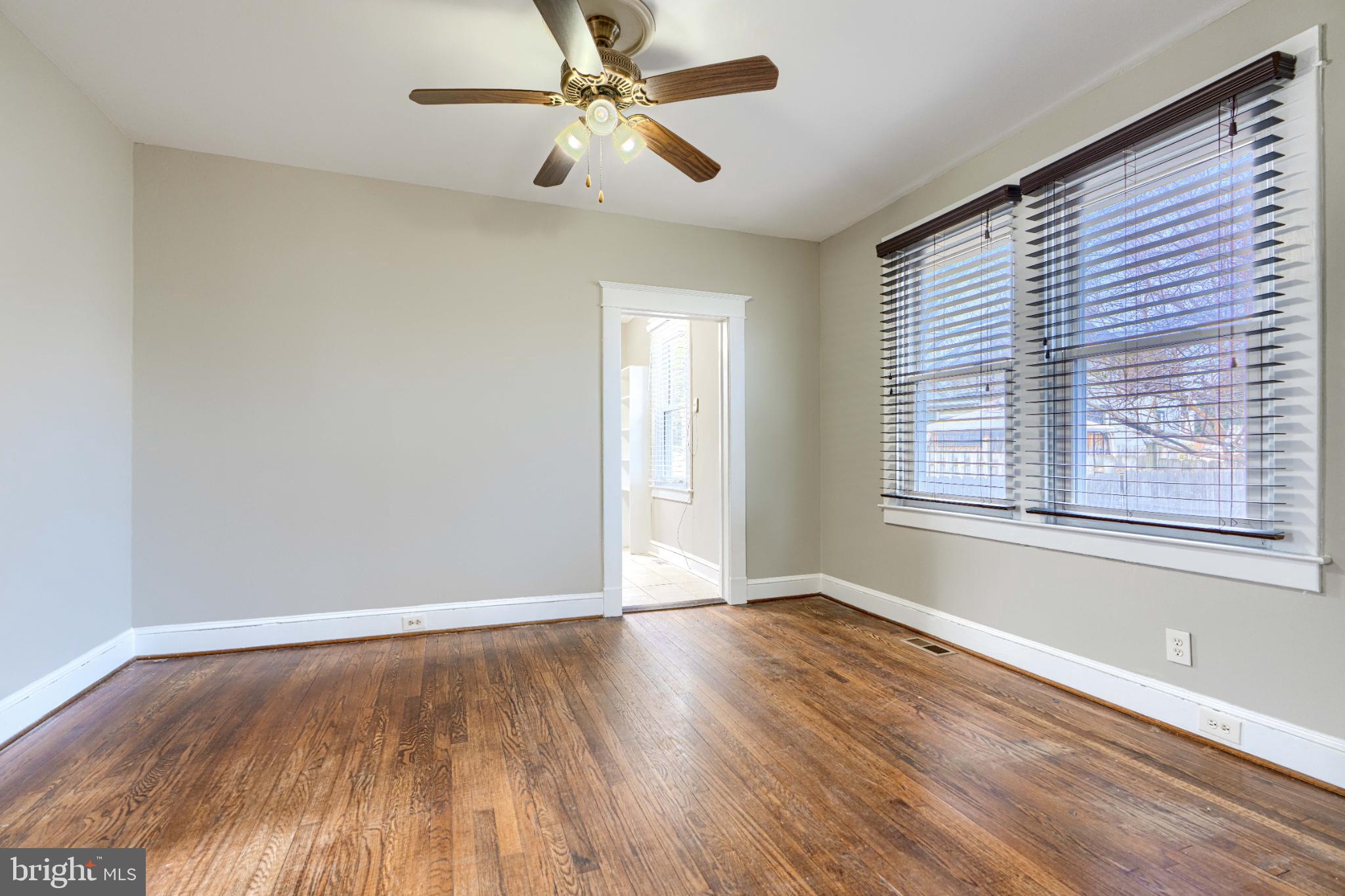 5932 Bertram Avenue Baltimore, MD 21214 - Photo 7 of 26 Dining Room