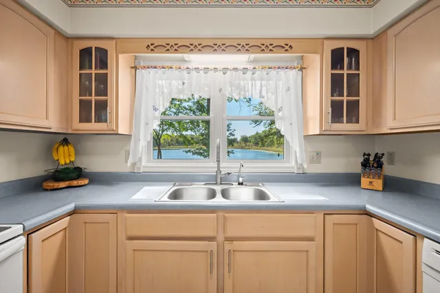 $2,950,000 | 620 Warren Woods Road, Galien, MI 49113