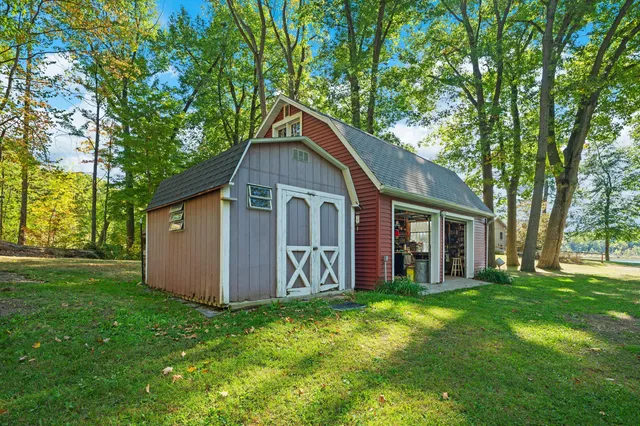 $2,950,000 | 620 Warren Woods Road, Galien, MI 49113