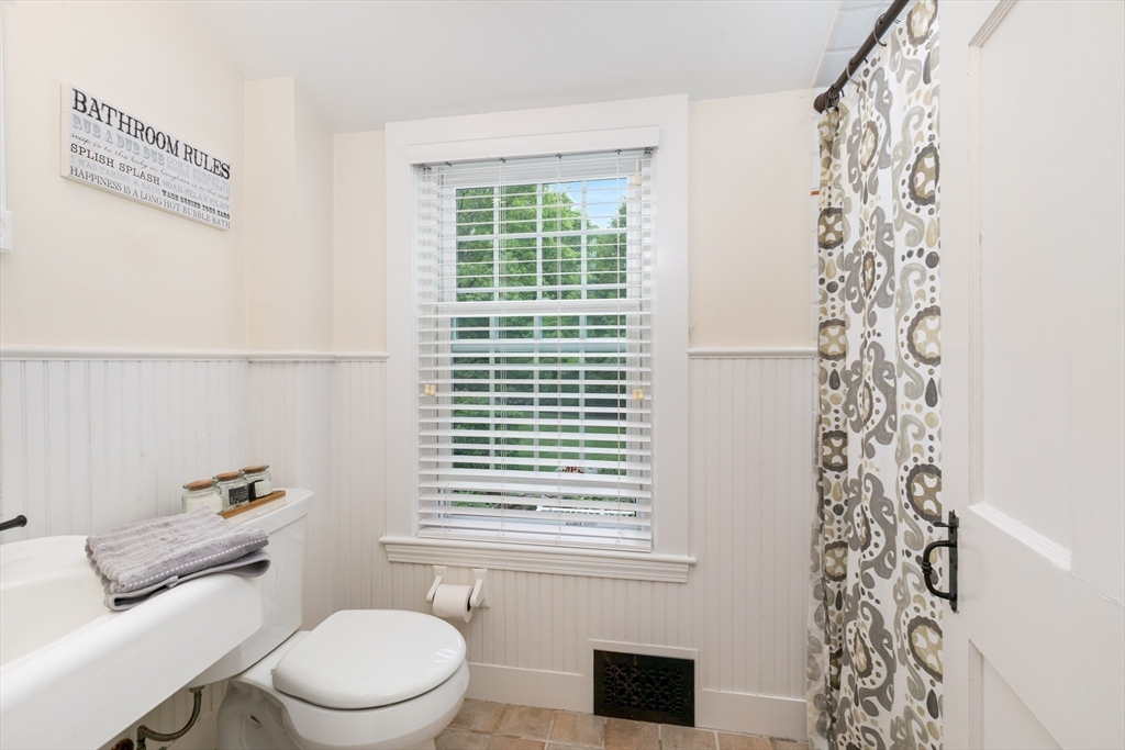 46 Bedford Road Lincoln, MA 01773 - Photo 20 of 26