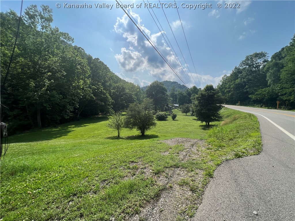 10562 Charleston Road Clendenin, WV 25045 - Photo 9 of 10 Gallery Image 9