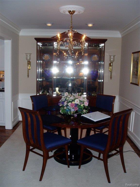 1798 Vernier Road Grosse Pointe, MI 48236 - Photo 6 of 19 P1010006.JPG