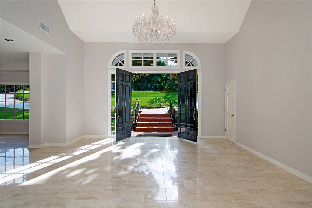 17423 Circa Del Sur, Unit 480 Rancho Santa Fe, CA 92067 - Photo 6 of 23 Gallery Image 6