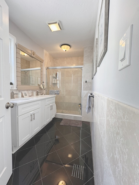 40 Howie Street, Unit 40 Melrose, MA 02176 - Photo 10 of 15