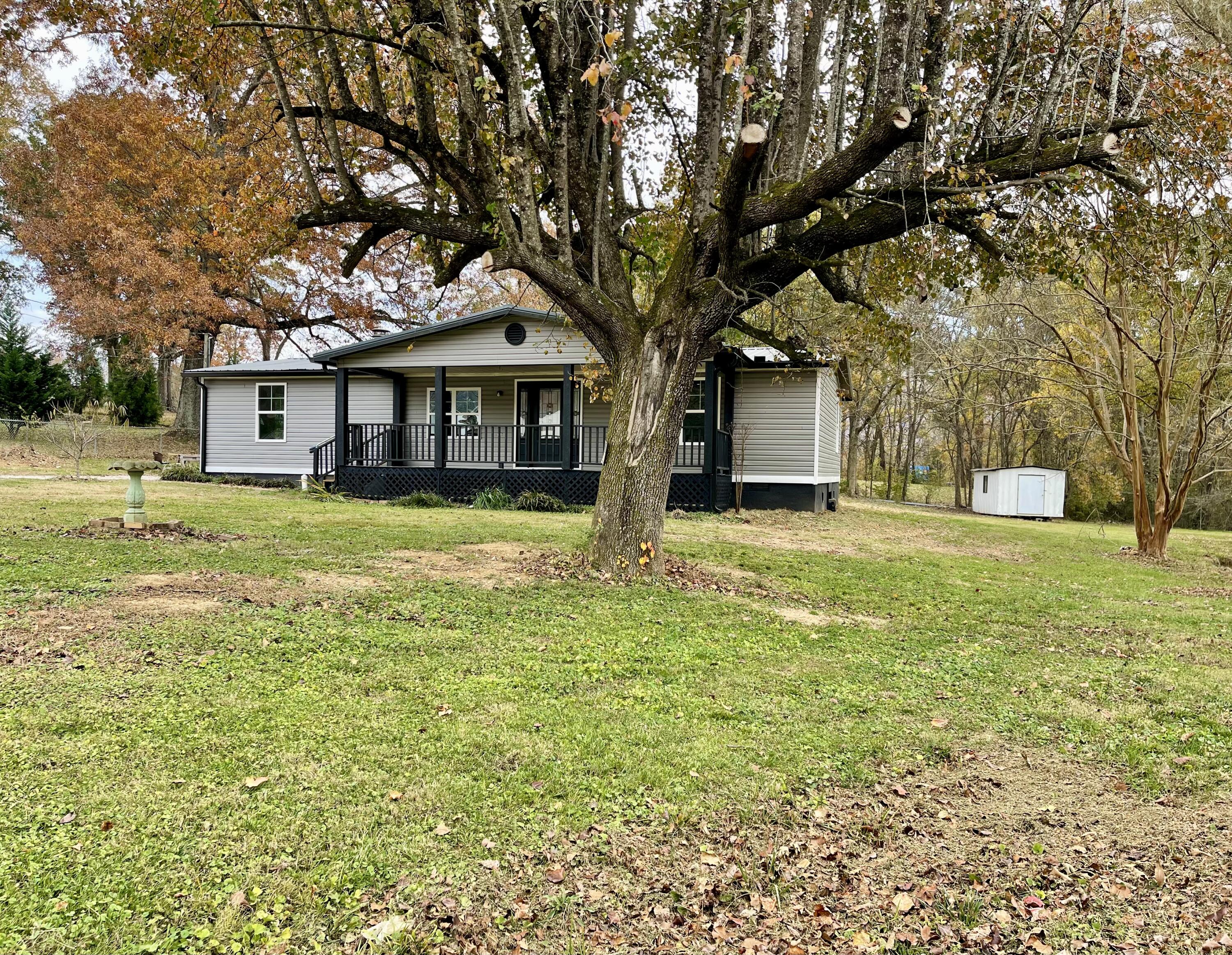 128 Isbill Road Chattanooga, TN 37419 - Photo 2 of 28 Front