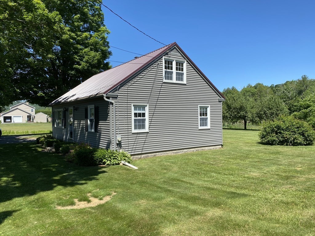 82 Whately Road Deerfield, MA 01373 - Photo 8 of 29 Gallery Image 8