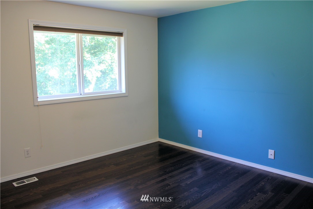 20205 Filbert Drive Bothell, WA 98012 - Photo 21 of 40