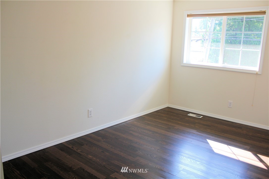 20205 Filbert Drive Bothell, WA 98012 - Photo 24 of 40