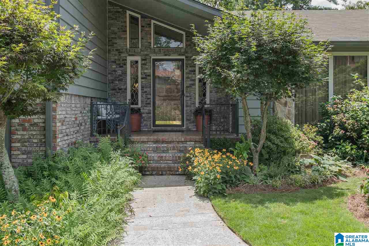 1717 Cedarwood Road Birmingham, AL 35216 - Photo 5 of 49