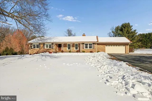 $850,000 | 6205 Beechdale Court, Rockville, MD 20855