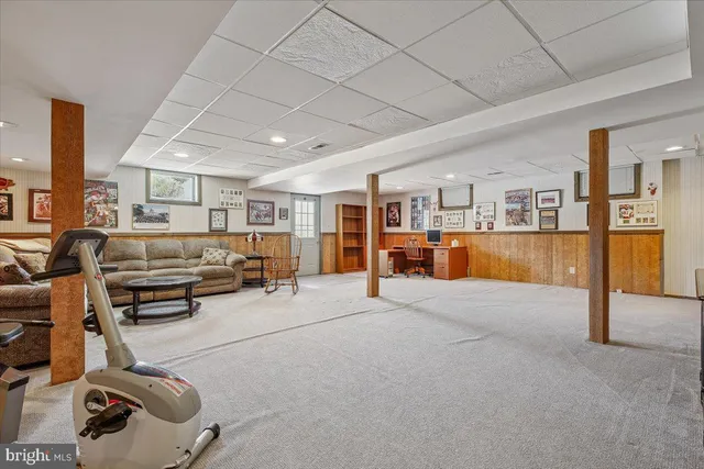 $850,000 | 6205 Beechdale Court, Rockville, MD 20855