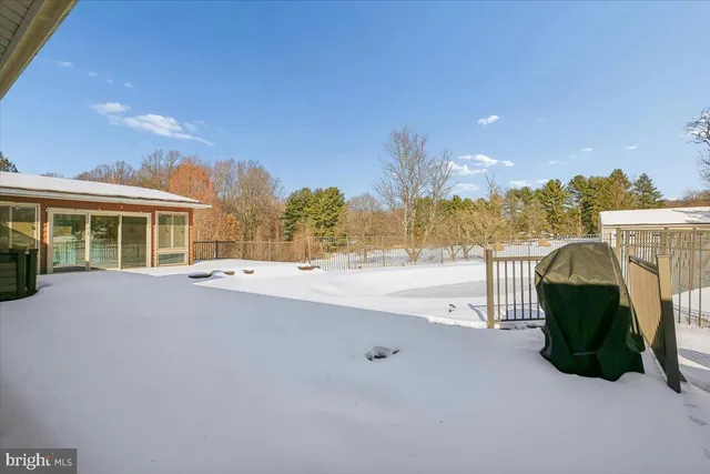 $850,000 | 6205 Beechdale Court, Rockville, MD 20855