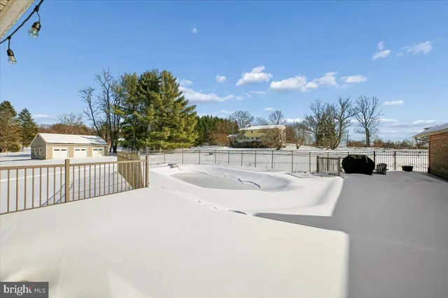 $850,000 | 6205 Beechdale Court, Rockville, MD 20855