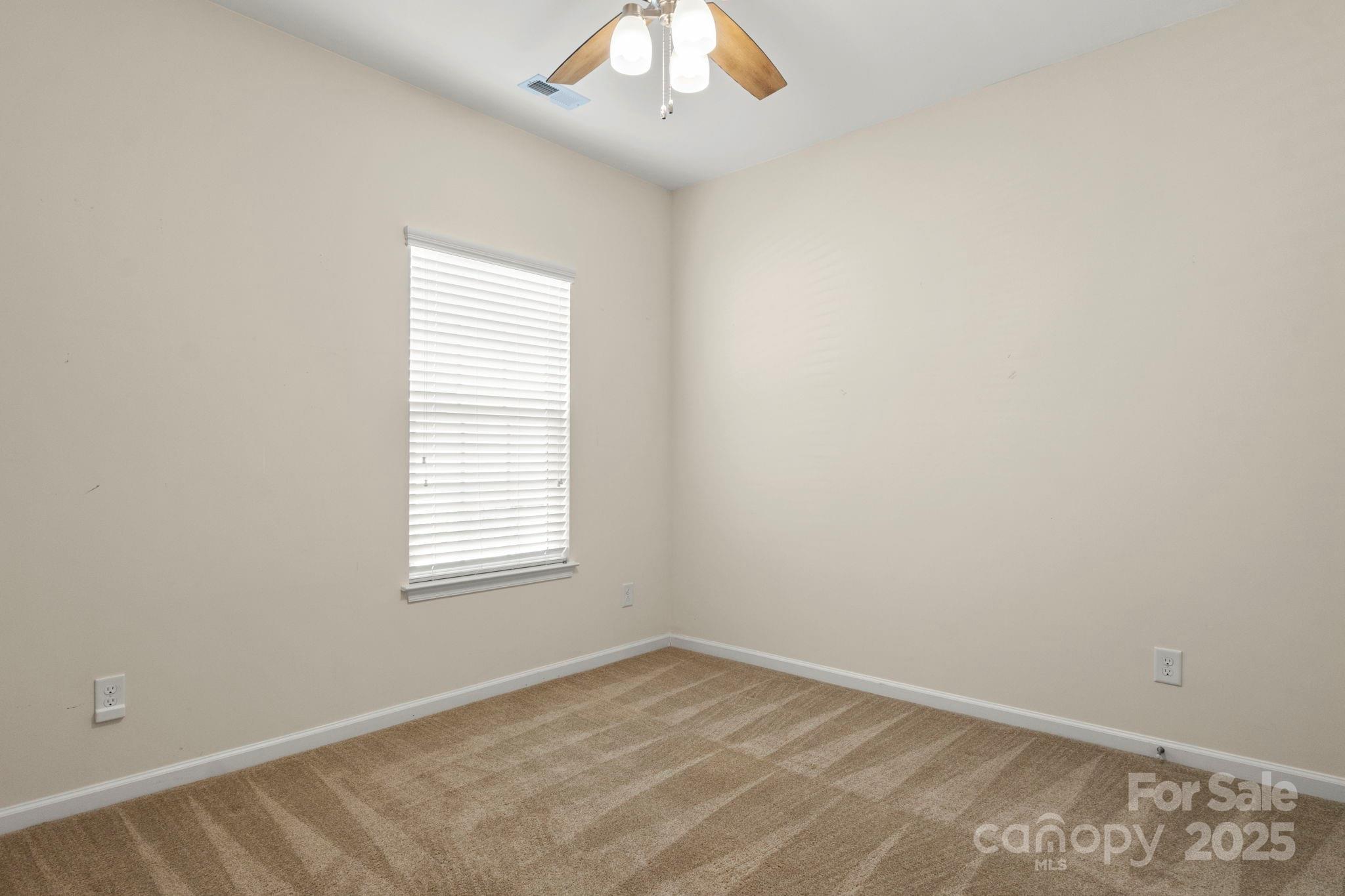 15709 Kiser Corner Lane Davidson, NC 28036 - Photo 26 of 42 an empty room with a window