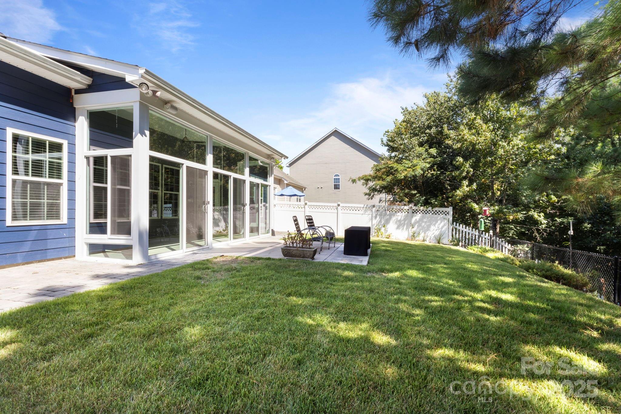 15709 Kiser Corner Lane Davidson, NC 28036 - Photo 36 of 42 a view of a house with backyard porch and sitting area