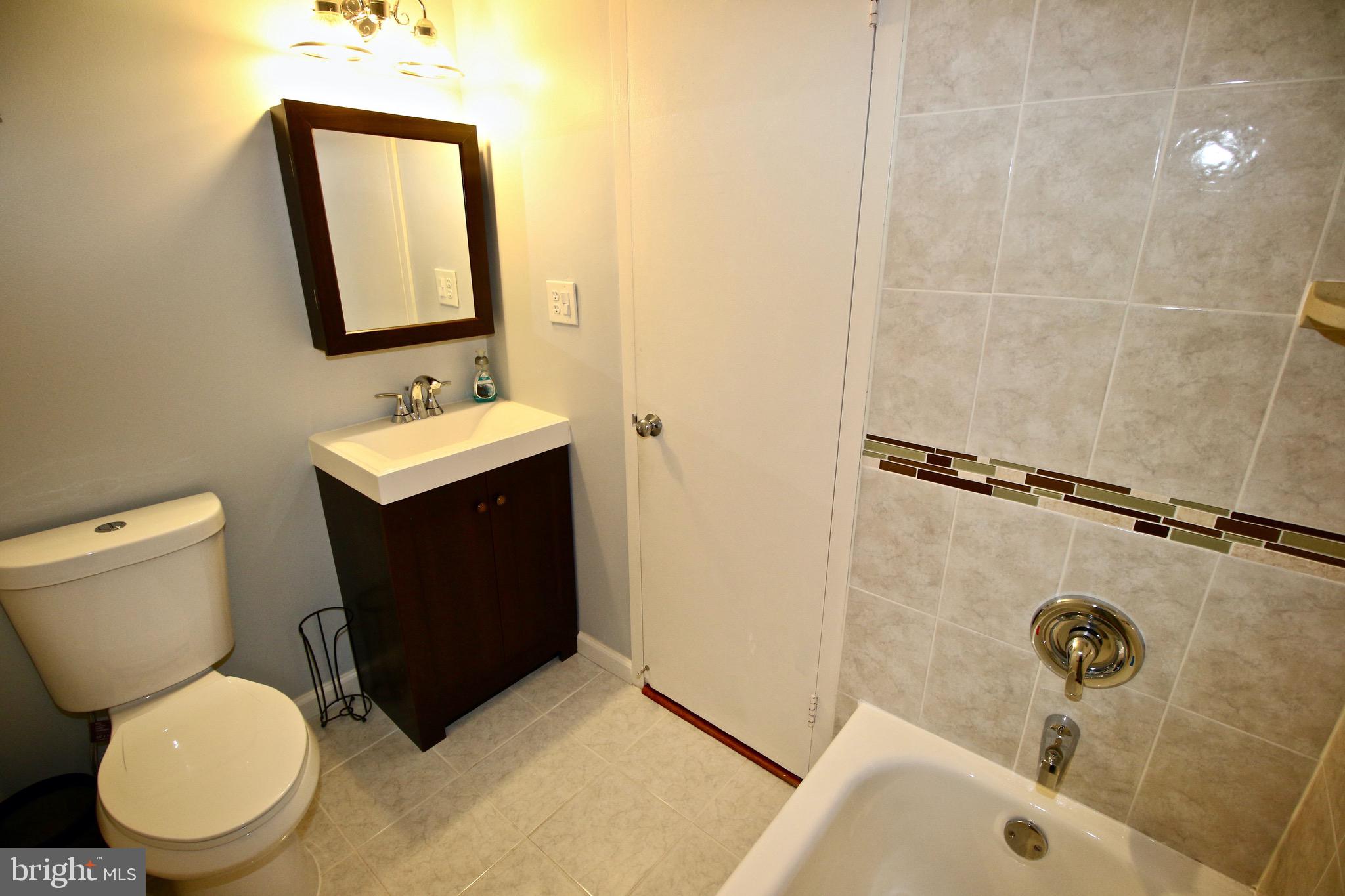 2257 Castle Rock Square, Unit 12C Reston, VA 20191 - Photo 3 of 4