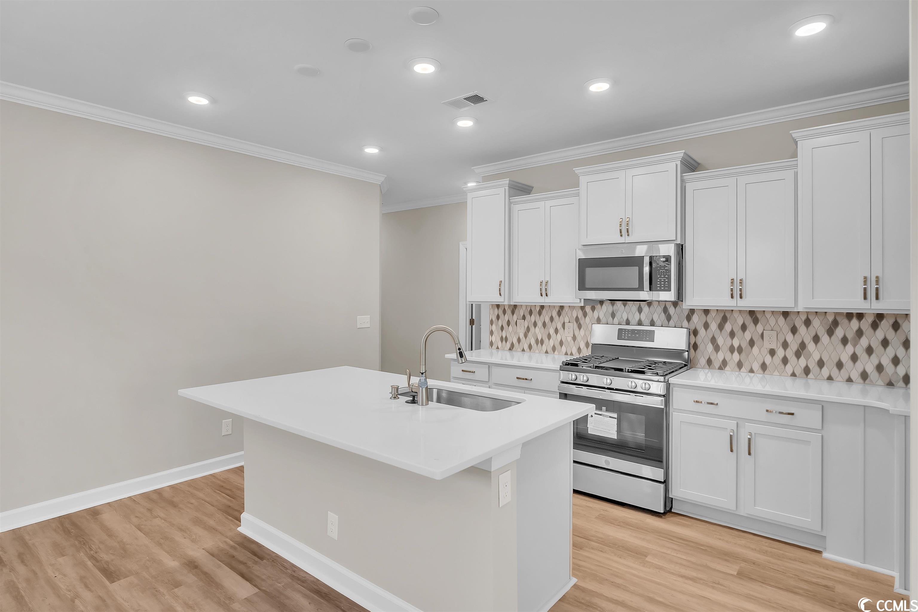 606 Cascade Loop Little River, SC 29566 - Photo 5 of 33 Gallery Image 5