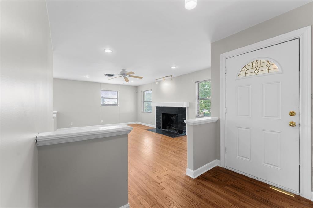 3313 Bilglade Road Fort Worth, TX 76133 - Photo 6 of 25