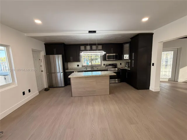 $3,100 | 1540 Northeast 118th Street, Unit B, Miami, FL 33161