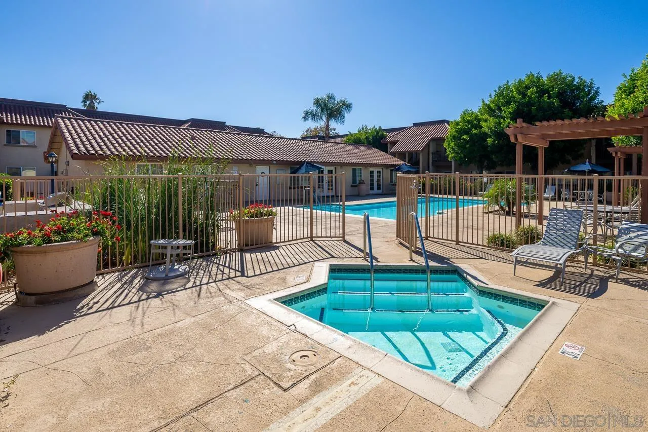 174 Chambers Street, Unit 1 El Cajon, CA 92020 - Photo 32 of 37 a view of a patio with a table and chairs