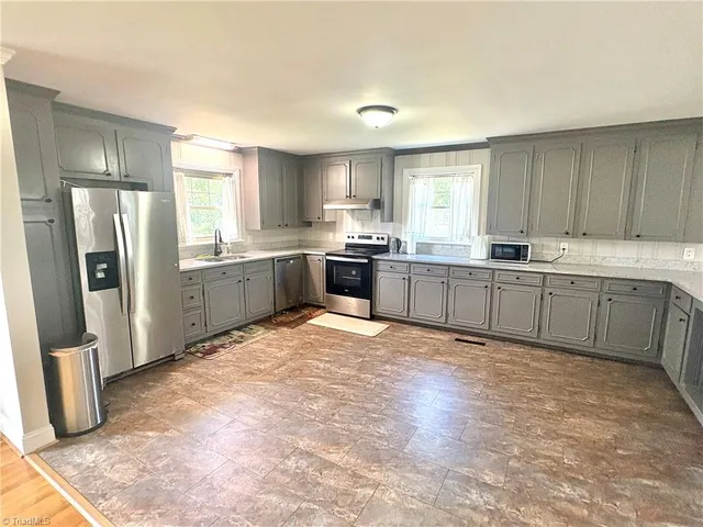 $333,900 | 315 West Main Street, Boonville, NC 27011