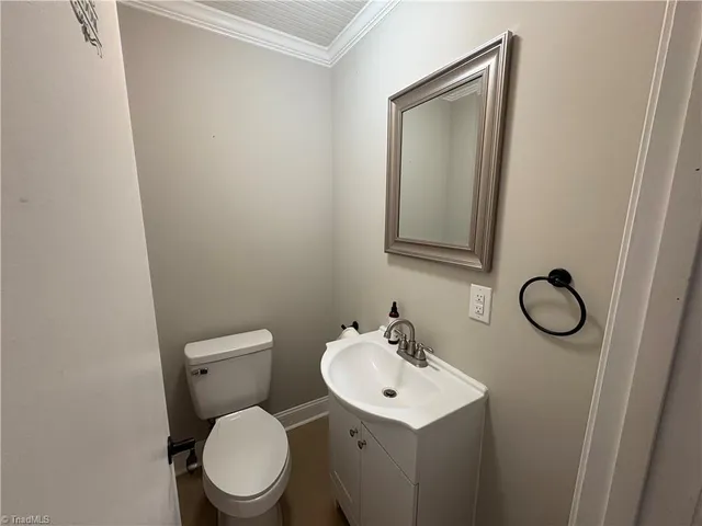 $333,900 | 315 West Main Street, Boonville, NC 27011