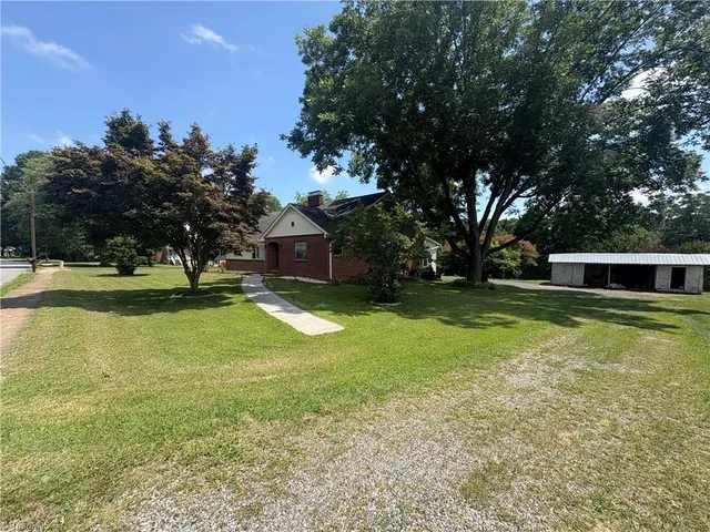 $333,900 | 315 West Main Street, Boonville, NC 27011