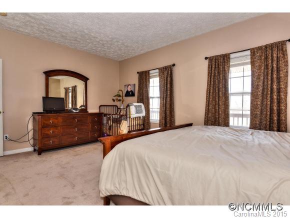 13 Wolf Ridge Canton, NC 28716 - Photo 11 of 24 Gallery Image 11