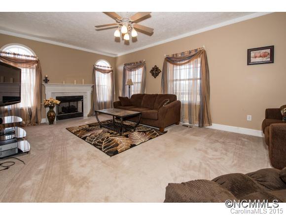 13 Wolf Ridge Canton, NC 28716 - Photo 7 of 24 Gallery Image 7