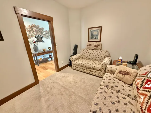 $484,000 | 910 Lake Forest Circle, Detroit Lakes, MN 56501