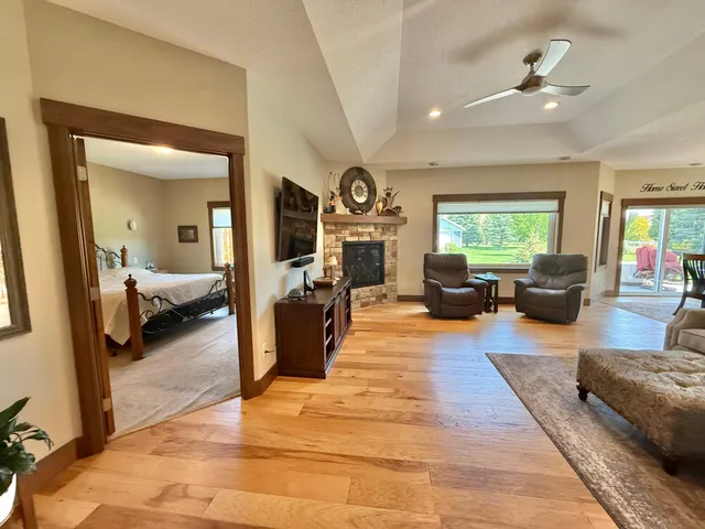 $484,000 | 910 Lake Forest Circle, Detroit Lakes, MN 56501