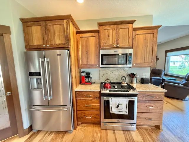 $484,000 | 910 Lake Forest Circle, Detroit Lakes, MN 56501