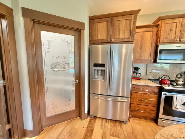 $484,000 | 910 Lake Forest Circle, Detroit Lakes, MN 56501