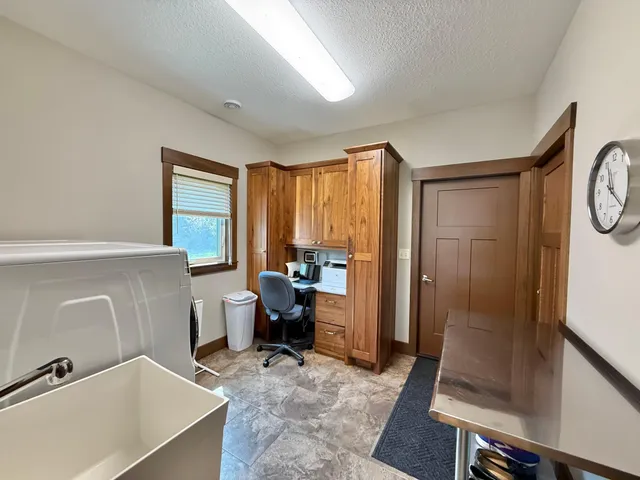 $484,000 | 910 Lake Forest Circle, Detroit Lakes, MN 56501