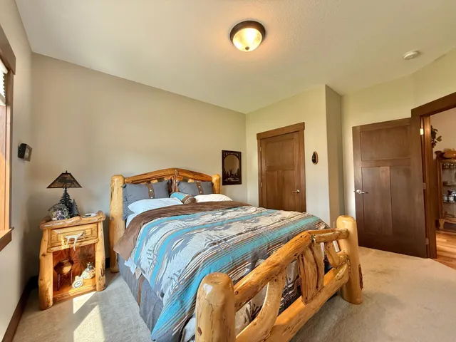 $484,000 | 910 Lake Forest Circle, Detroit Lakes, MN 56501