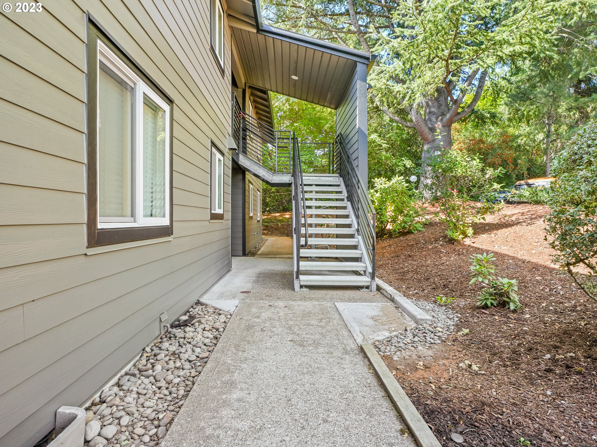 12616 Northwest Barnes Road, Unit 5 Portland, OR 97229 - Photo 18 of 25 Gallery Image 18