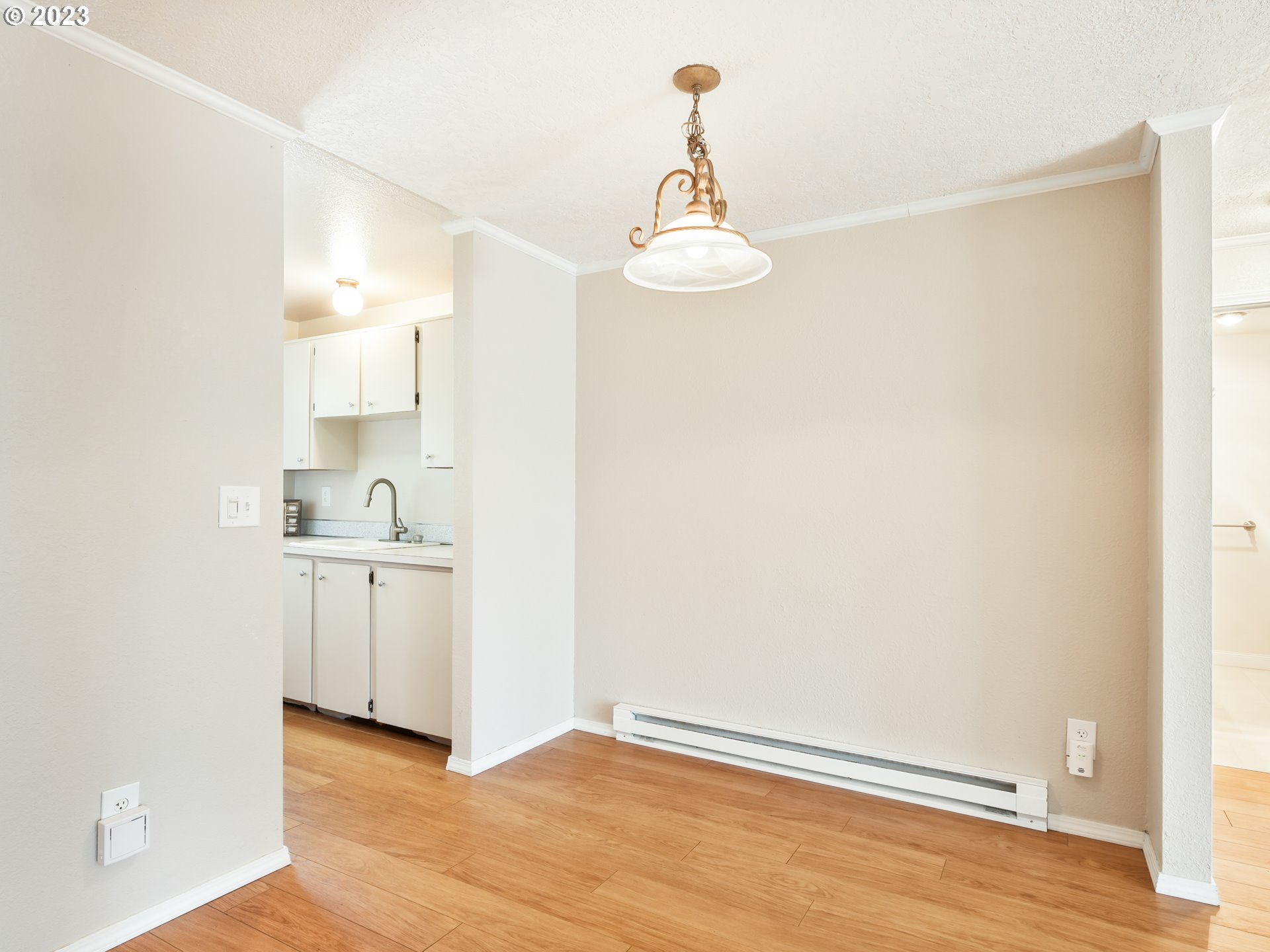 12616 Northwest Barnes Road, Unit 5 Portland, OR 97229 - Photo 6 of 25 Dining Room
