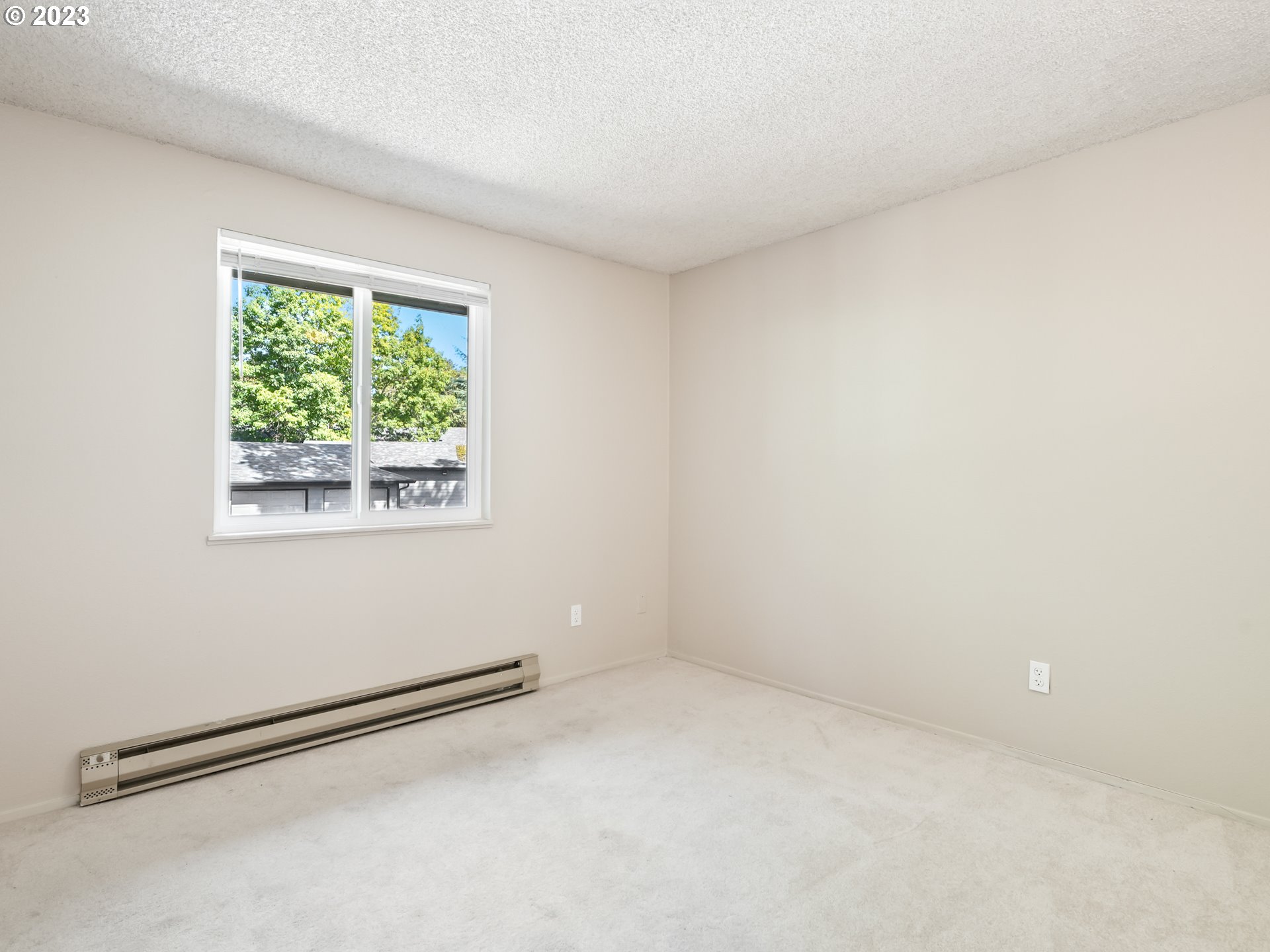 12616 Northwest Barnes Road, Unit 5 Portland, OR 97229 - Photo 8 of 25 Gallery Image 8